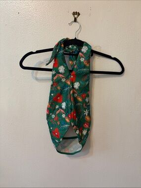 Green Floral Scarf Top with Underwire
